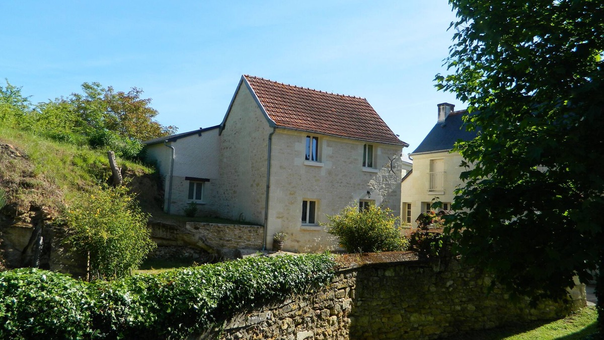 Chinon House | Cottage "The Lupantien"