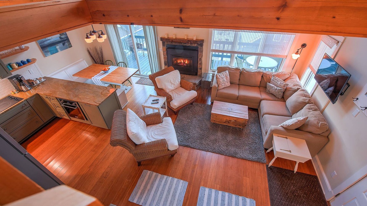 Biwabik House | Cottage-themed 3BR getaway at Giants Ridge