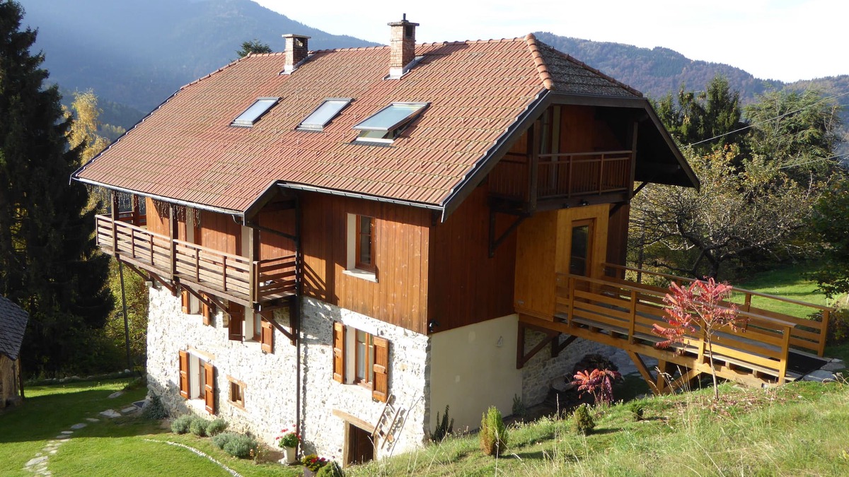 Sainte-Agnes Cottage | Cottage under the three peaks - Apartment "La Passerelle"
