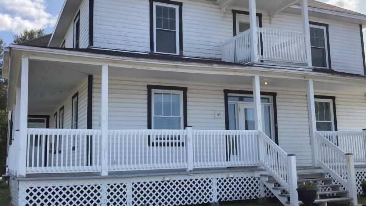 Baie-St-Paul House | Cottage VEN-97 | St-Aimé-des-Lacs