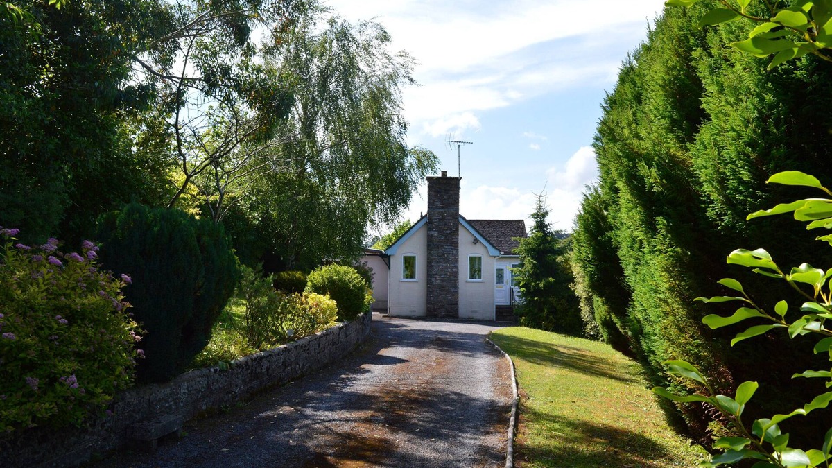 Galmpton Cottage | Cottage, Village, Torbay, Parking, Family & Dog Friendly, Nr Beach, Lovely Walks