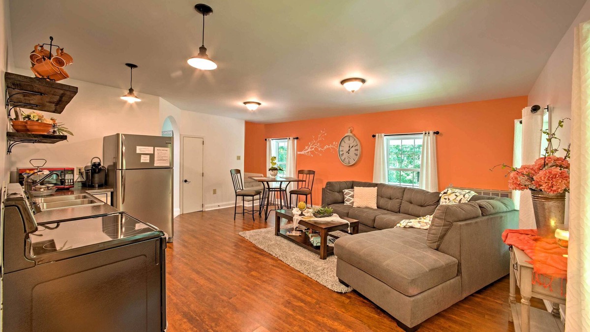 Elizabethville Cottage | Cottage w/Hot Tub & Fire Pit By Mahantango Creek