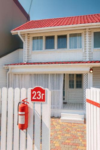 Gribovka House | Cottage White House