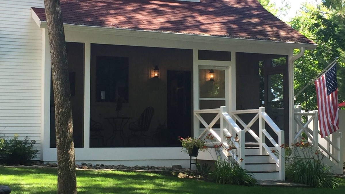 Ossipee Cottage | Cottage with Hot Tub on Upper Mission Lake