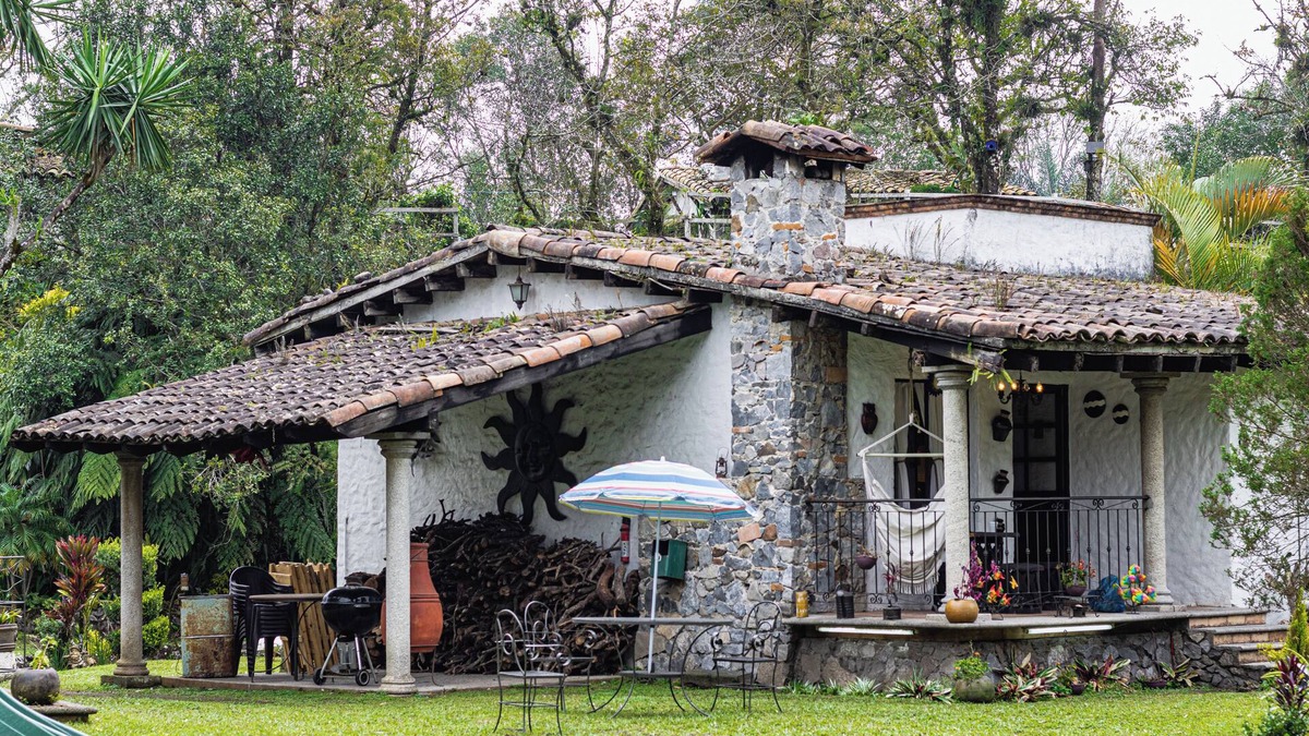 Ixhuatlancillo Cabin | Cottage with stream near Orizaba, ideal to disconnect (pet friendly)