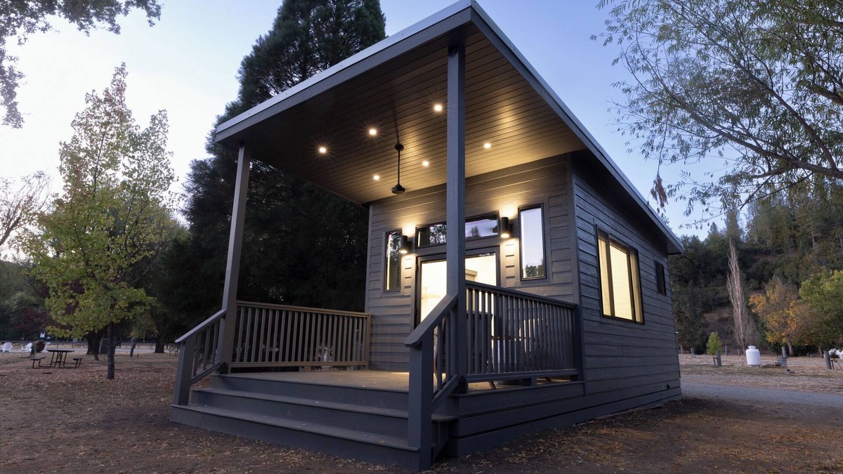 Kelseyville Cottage | Cottage with Two Queen Beds - Mandala Springs Wellness Retreat Center
