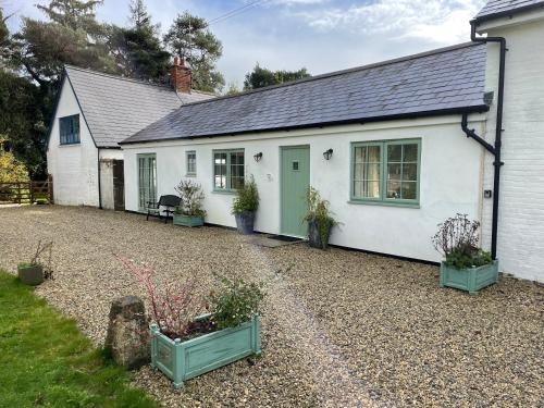 Wareham House | Cottages at Woodlands, Grooms Cottage