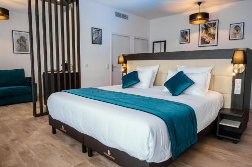 Saint-Mard Hotel | Cottages de France CDG