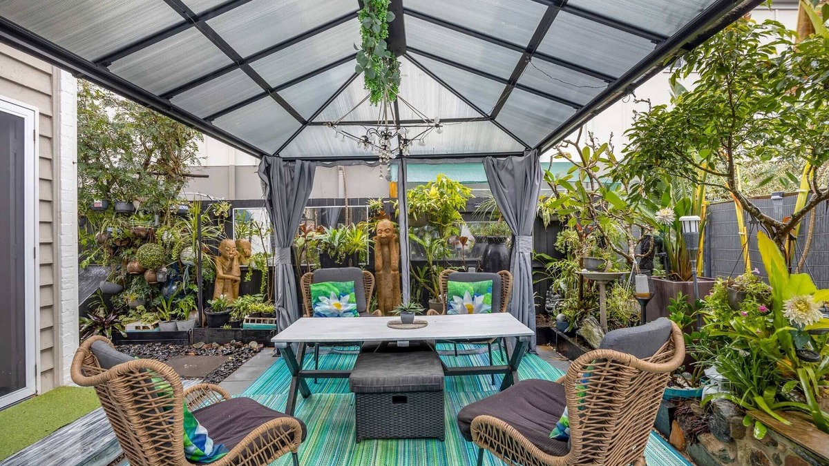 Maroochydore Apartment | Cotton Tree Tranquil Gem 2 Bedroom Central Townhouse