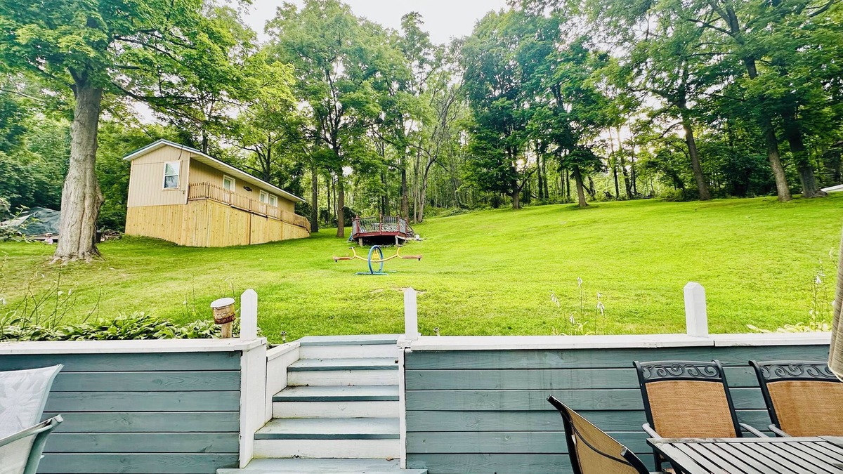 Scottsburg House | Cottonwood Cove Comfort Cottage