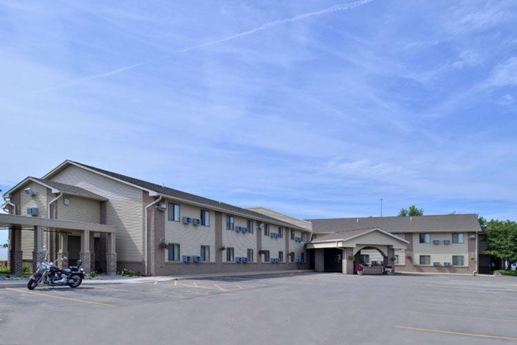 South Sioux City Hotel | Cottonwood Inn and Conference Center