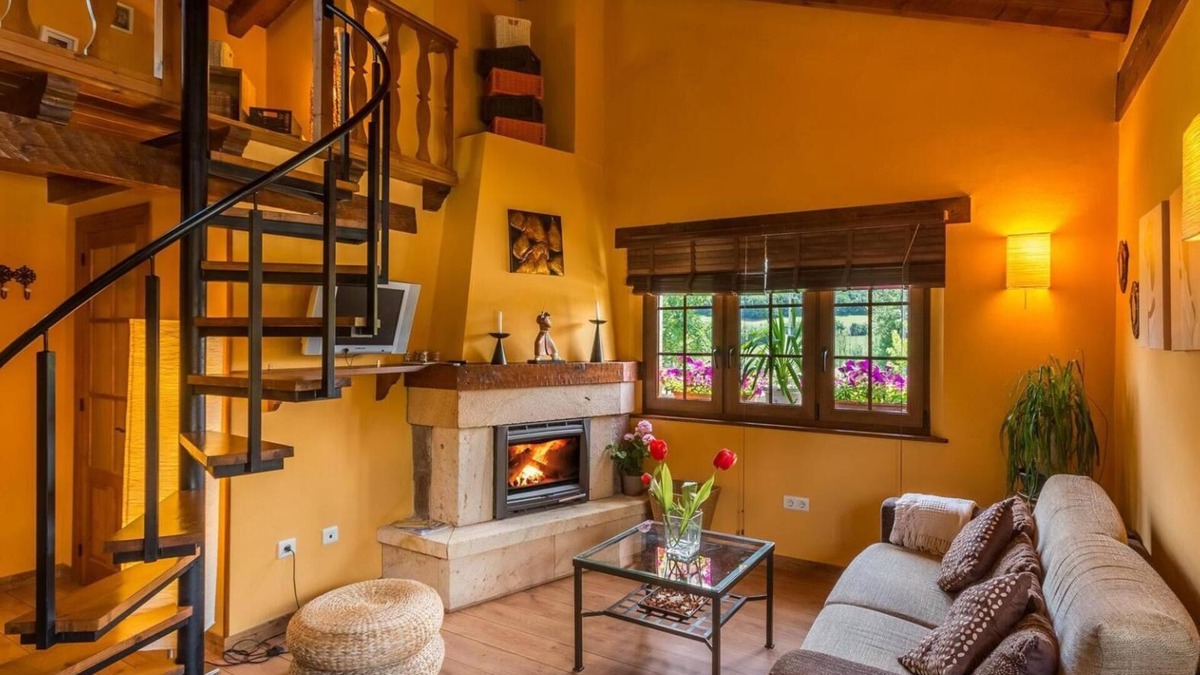 Fontibre House | Country House 'Casa Susi' with Mountain View, Private Terrace and Wi-Fi