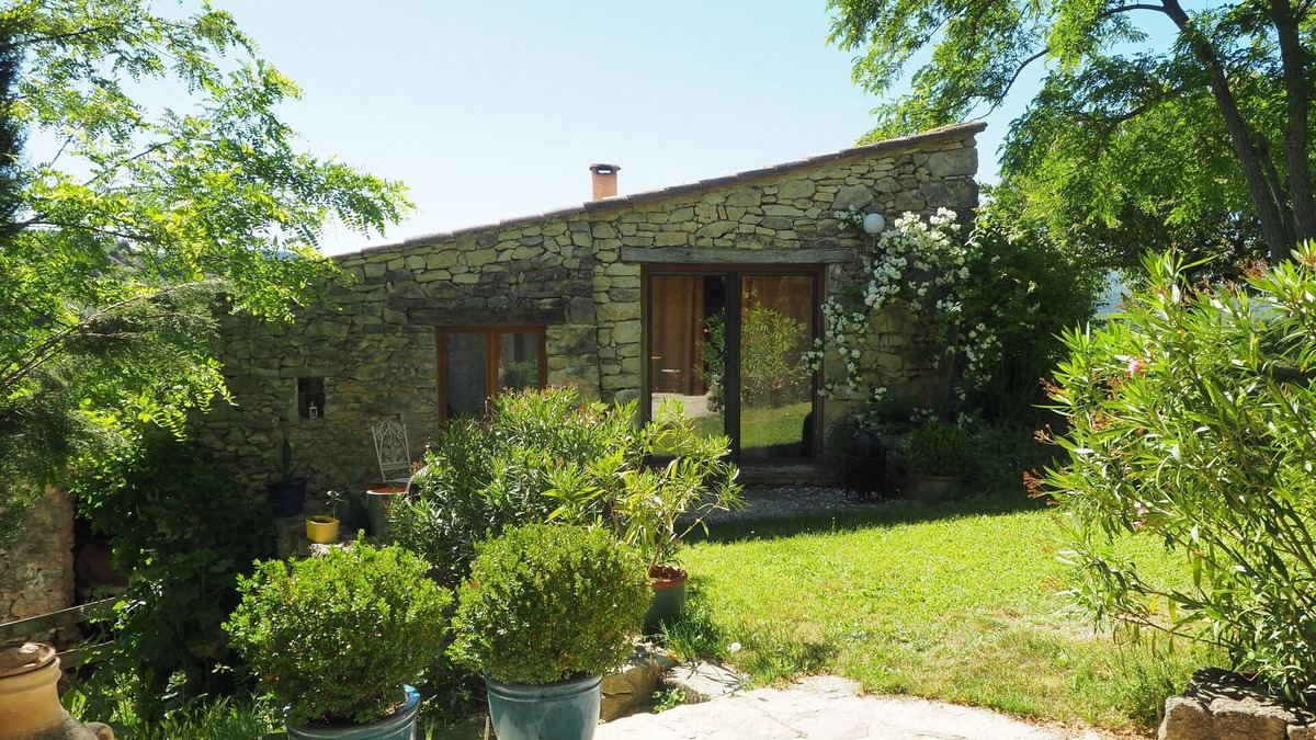 Saint-Michel-l'Observatoire Cottage | country holiday home - 2 rooms - 4 persons