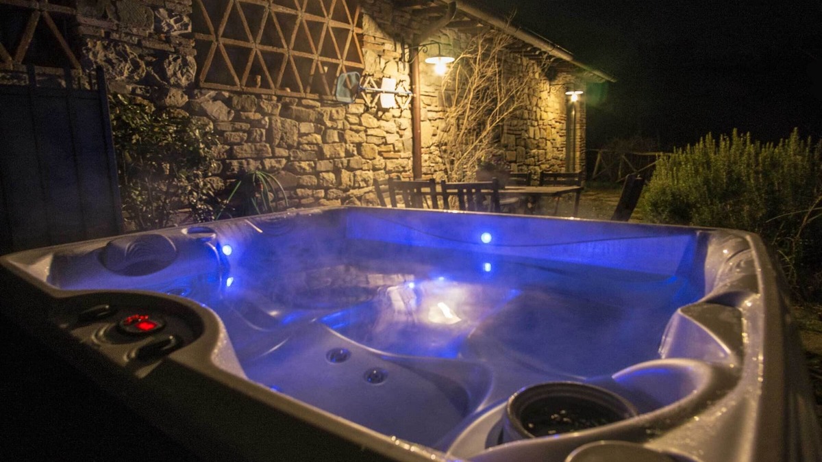 San Casciano in Val di Pesa House | Country house with Jacuzzi on the Chianti vineyards, near Florence