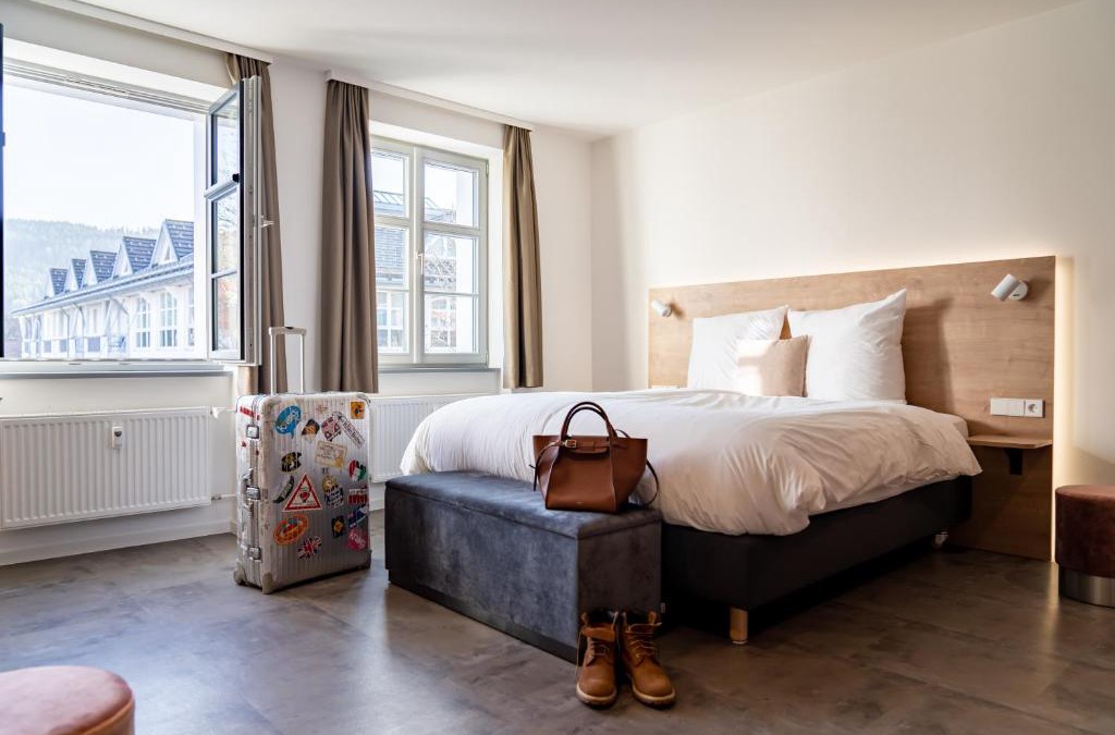Titisee-Neustadt Hotel | coucou hotel & kuckucks-stube (Titisee)