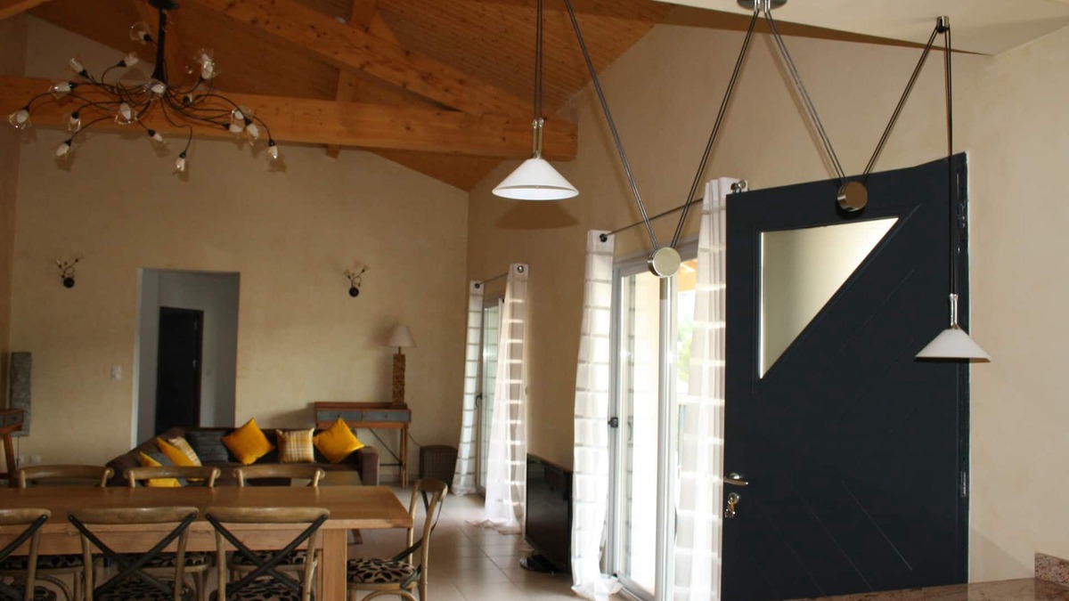 Couiza House | Couiza, near Carcassonne, high spec, luxury house, sleeps 8 with pool.