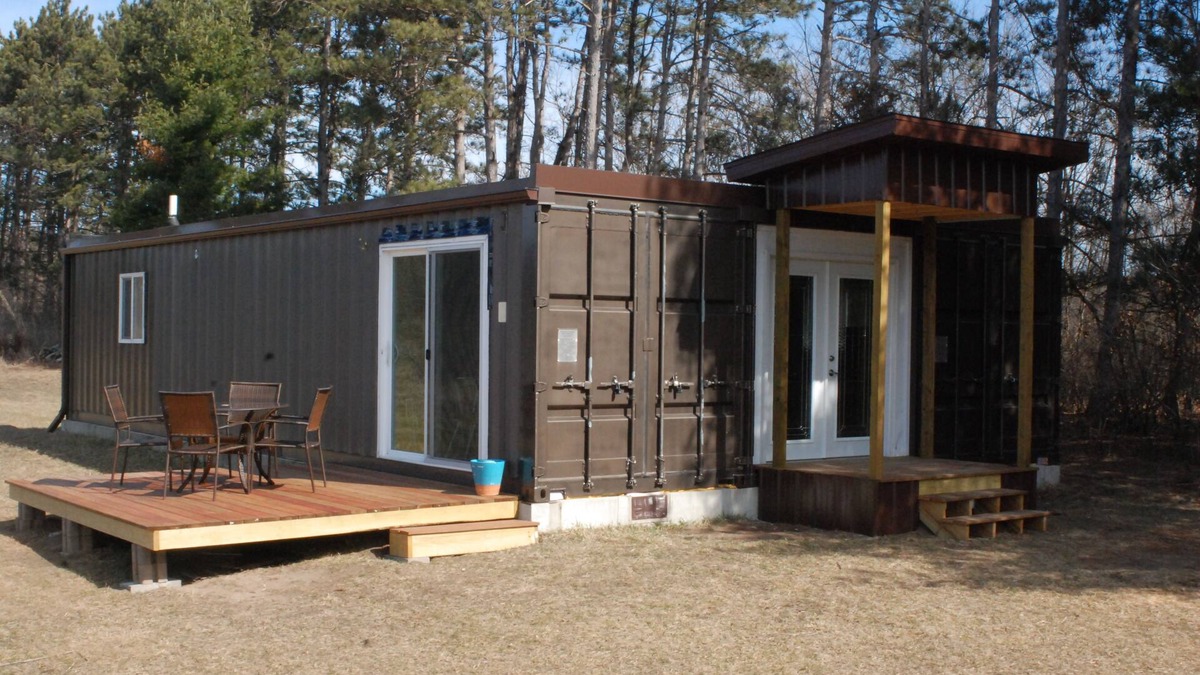 Spring Green House | Countainer House near Wisconsin River