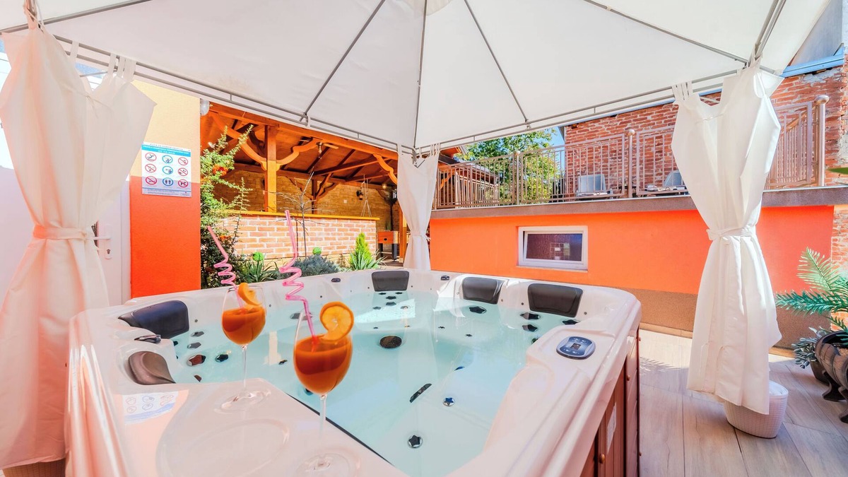 Daruvar House | Countess House with Jacuzzi and Sauna, Daruvar, Croatia