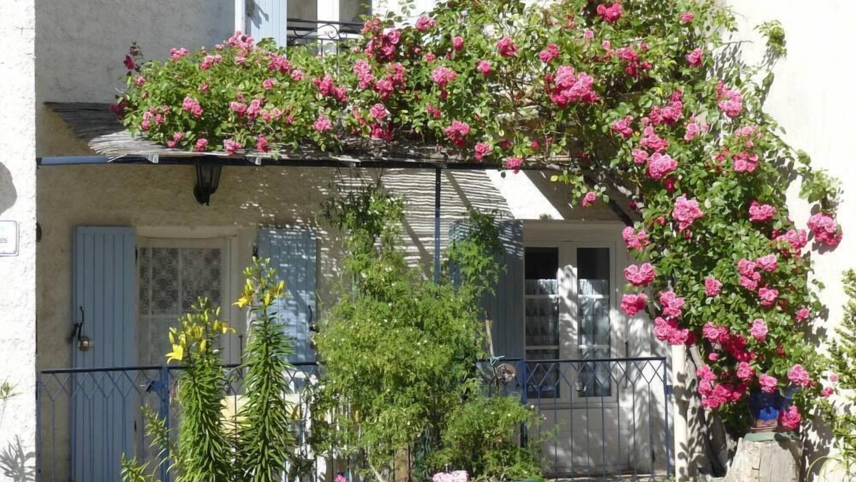 Le Chaffaut-Saint-Jurson Cottage | country holiday home - Le Chaffaut