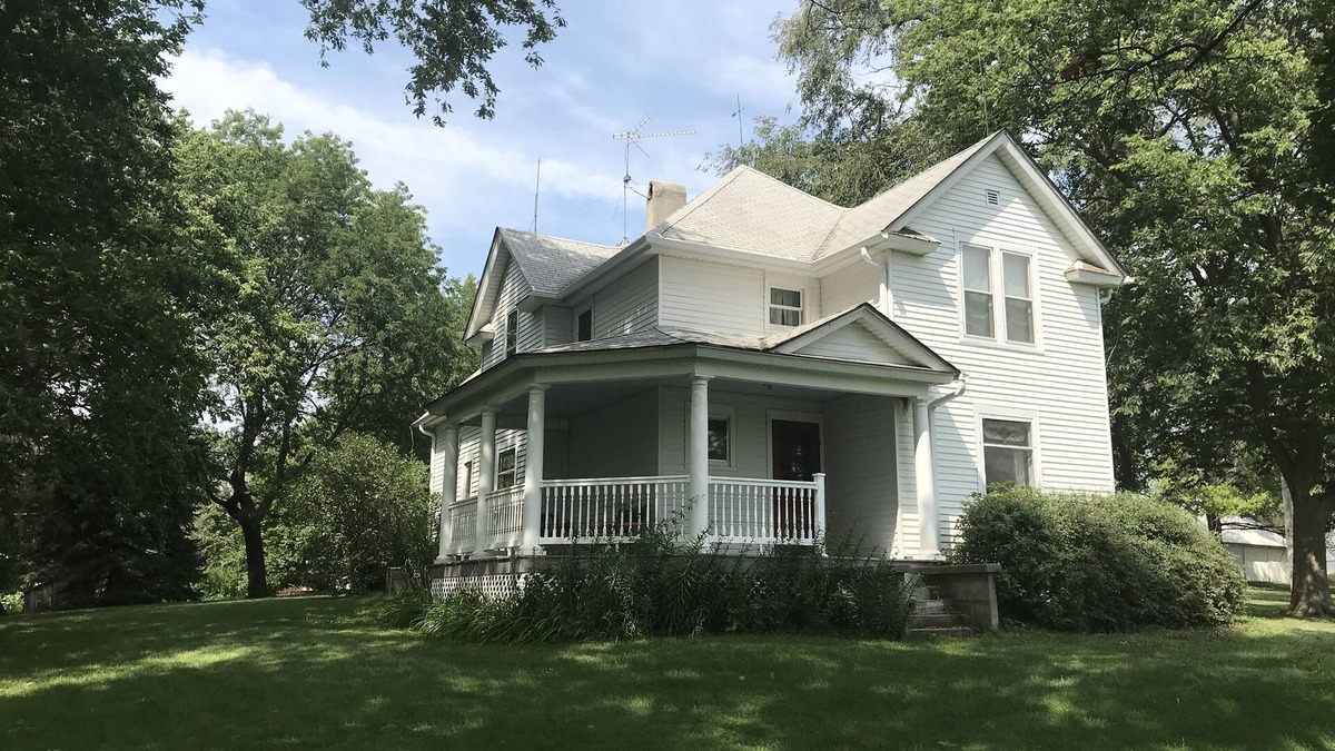 Mills County House | Country Acreage: Escape, Relax, Renew.