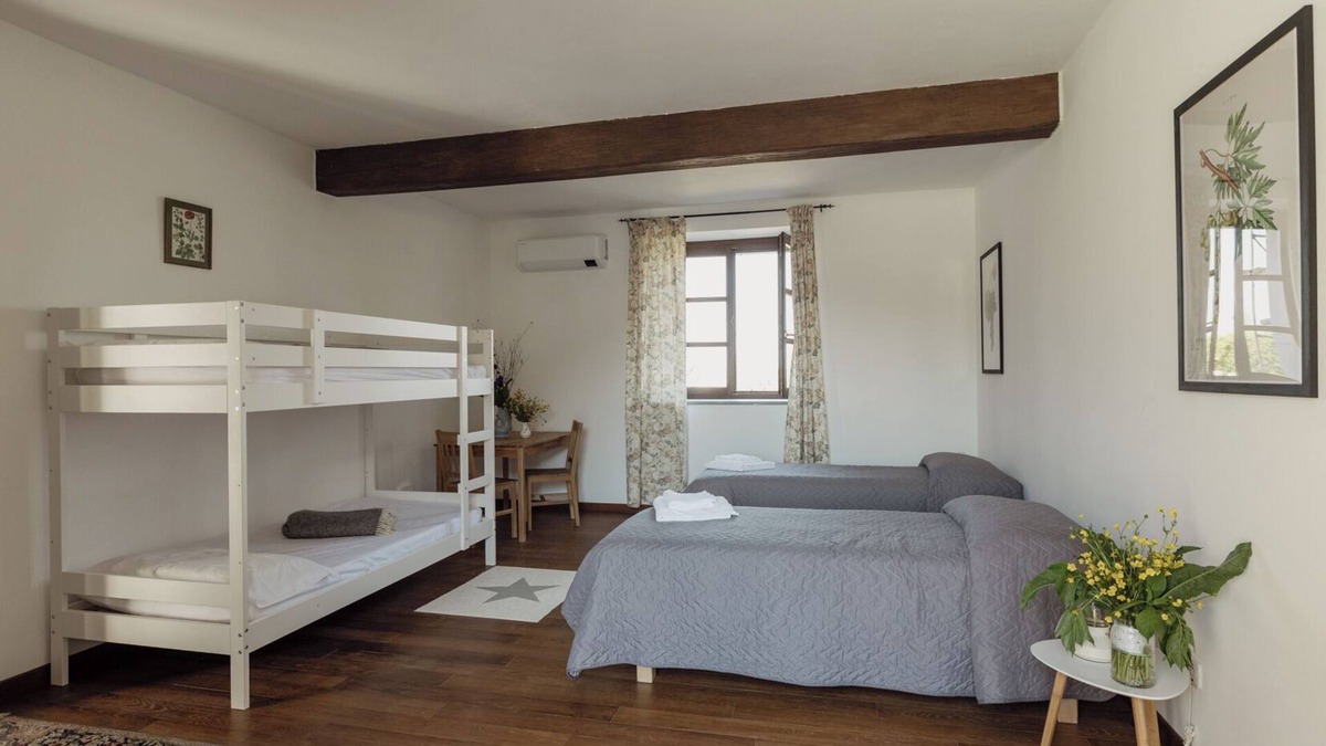 Isola d'Asti House | Country apartment in Monferrato Moretti Winery