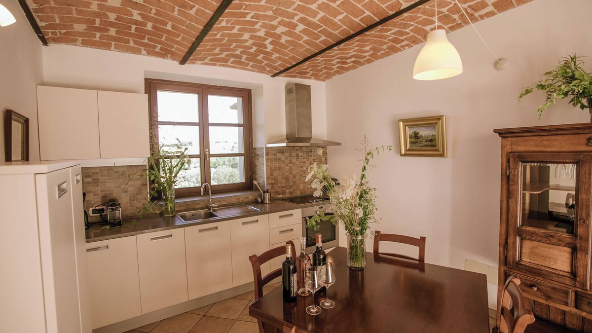 Isola d'Asti House | Country apartment Monferrato Moretti Winery