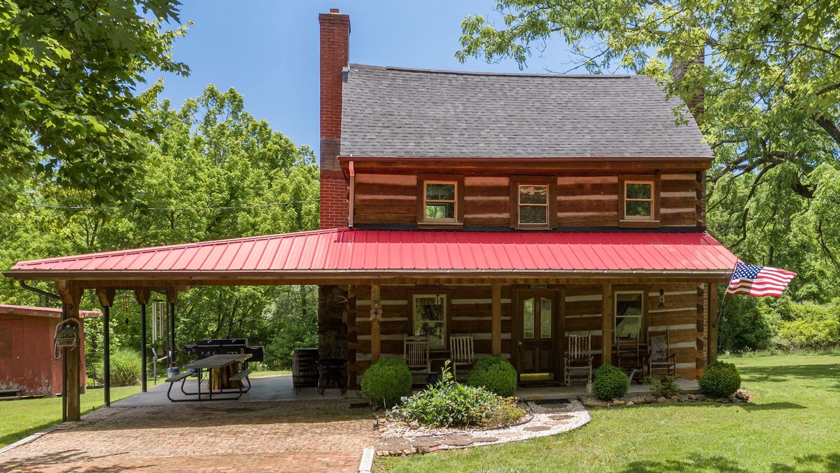 Craig Creek House | Country Cabin with Creek Frontage, High Speed Internet, and Electric Car Charger