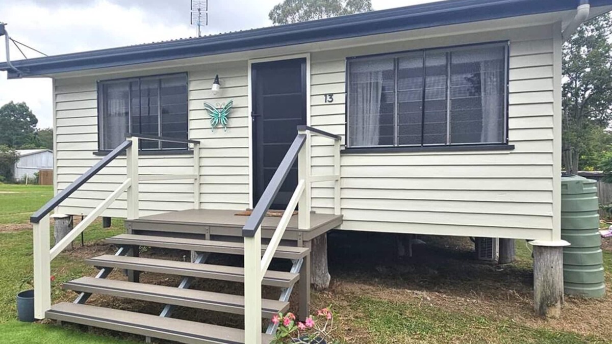 Benarkin House | Country Charm alongside The BVRT