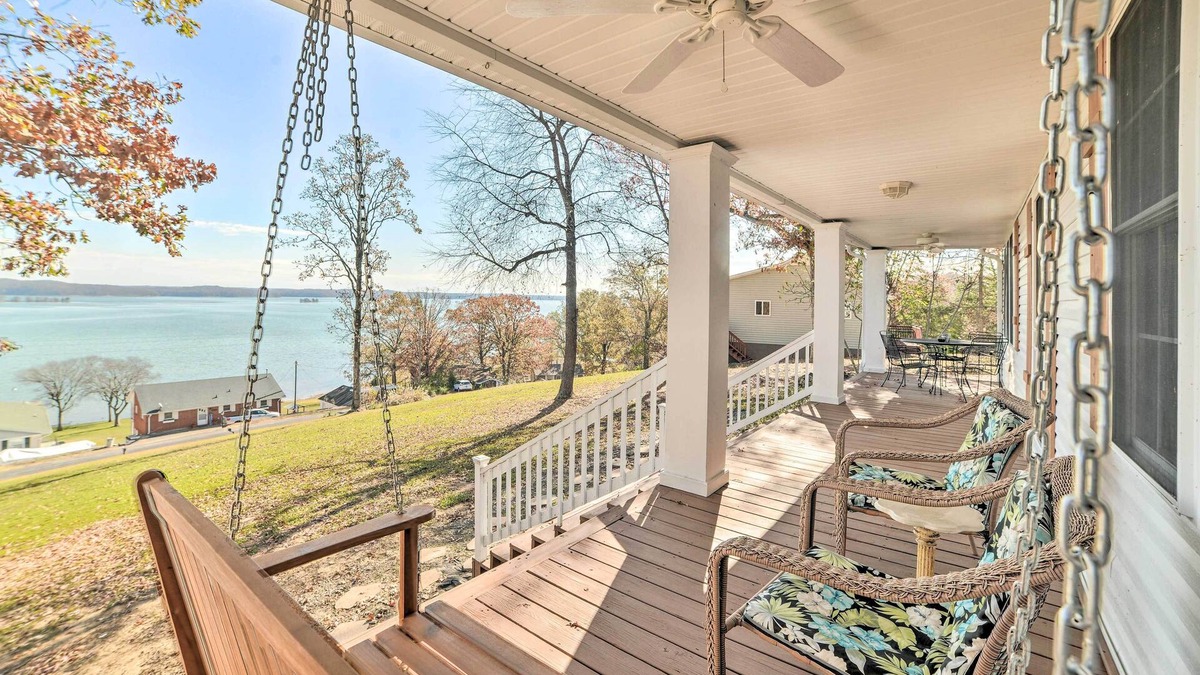 New Concord House | Country-Chic Home w/Fire Pit, Steps to Lake!