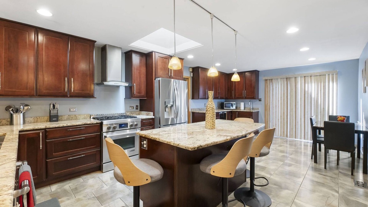 Country Club Hills House | Country Club Hills FHS Rentaln
