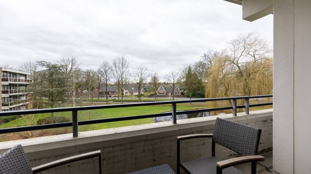 Winterswijk Hotel | Country Comfort with Heated Indoor Pool, Game Room and Free On-Site Parking