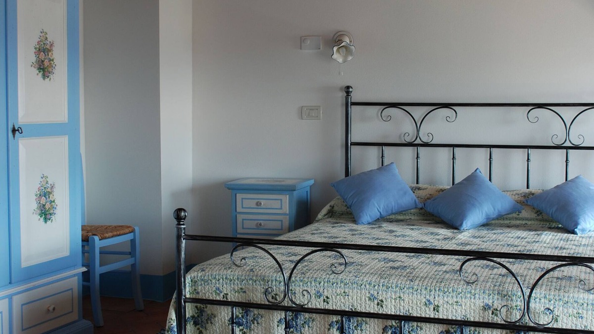 Borso del Grappa Bed & Breakfast | COUNTRY COSTS CLUB - roses room