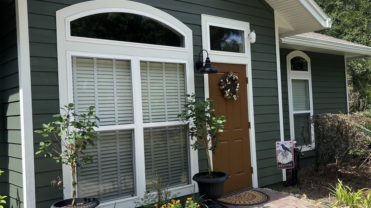 Alachua House | Country Cottage Alachua Gainesville High Springs Ginny Springs Go Gators!