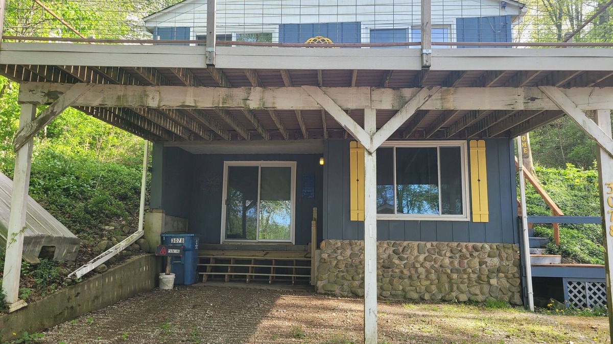 Kendall Cottage | Country cottage, Baseline Lake . Come fish, kayak or enjoy a camp fire.
