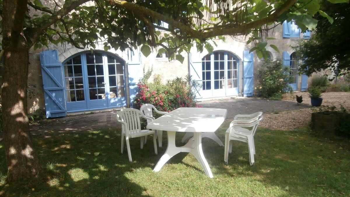 Cussay House | Country Cottage/Gite - Cussay