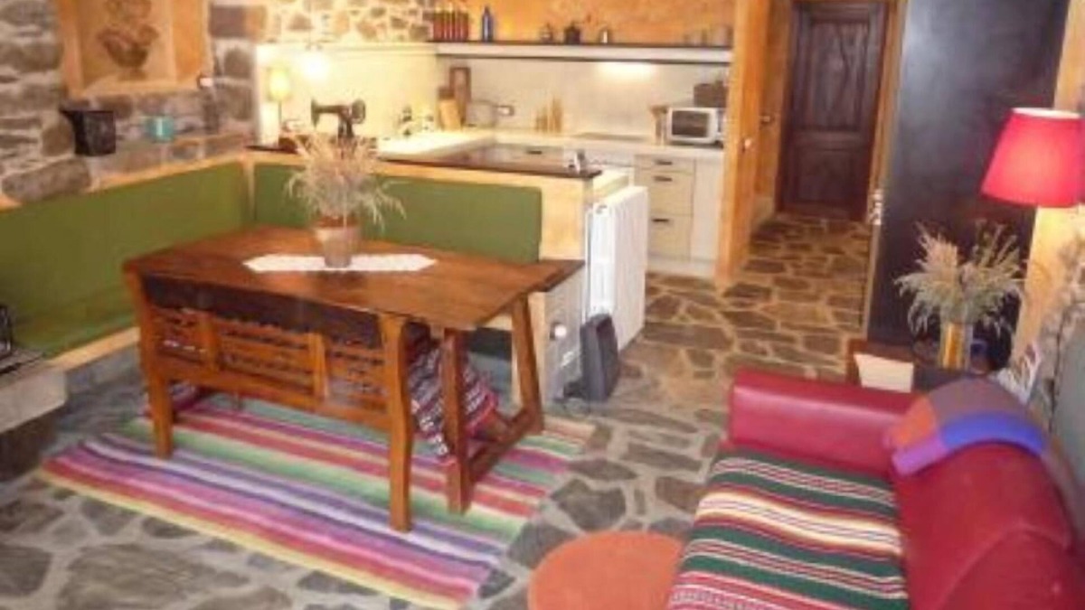 Setcases Cottage | Country Cottage / Gite - SetcasesHouse with character