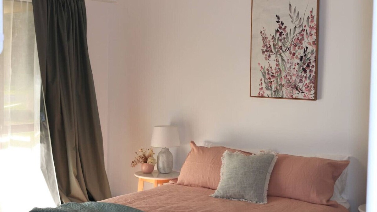 Edi House | Country Cottage in Edi