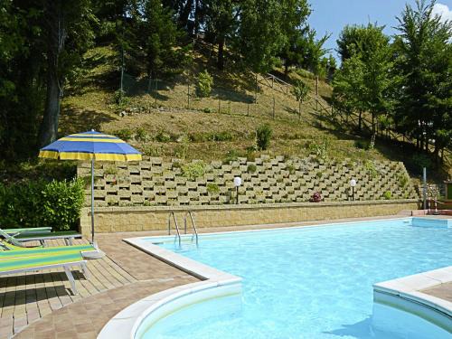 Apecchio House | Country Cottage in Marche with Swimming Pool