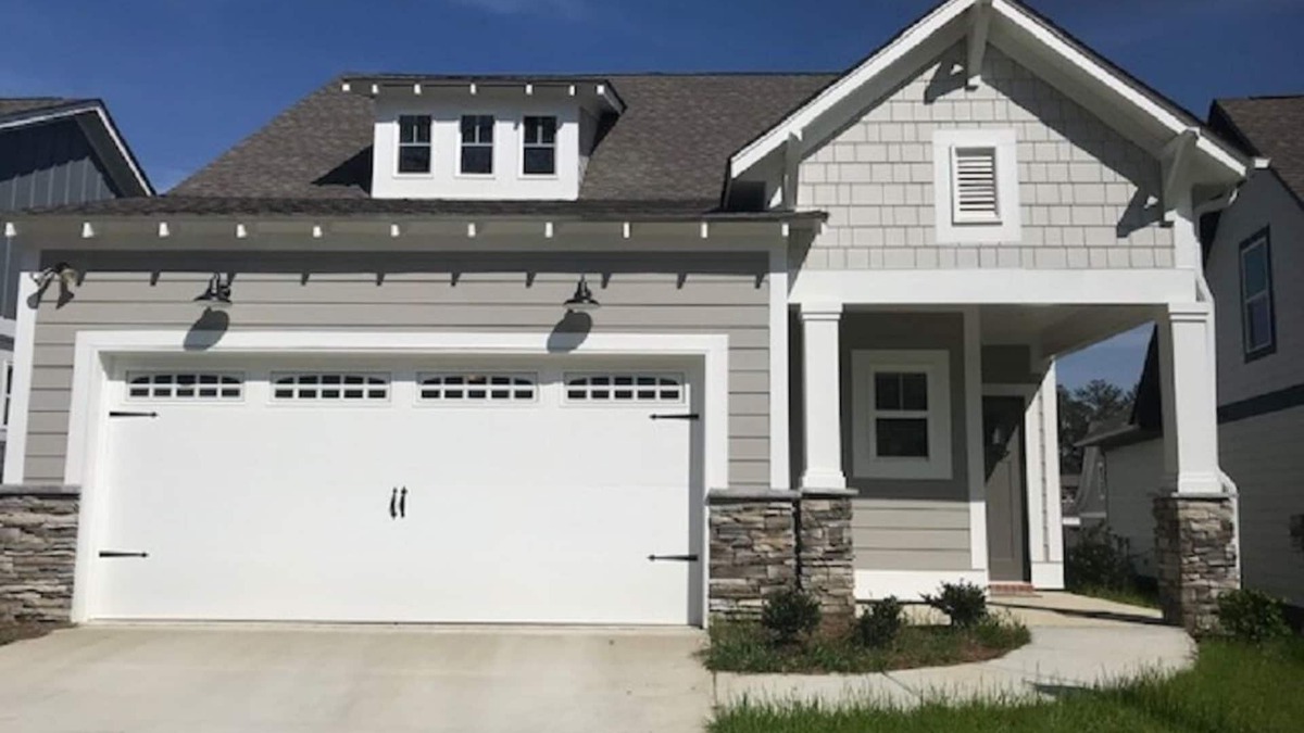 Sand Ridge House | Country Cottage near the City!