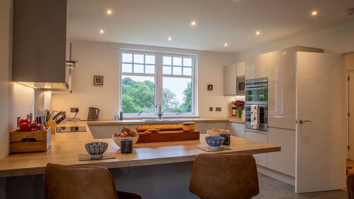 Fortrose Cottage | Country Cottage Next to Beach