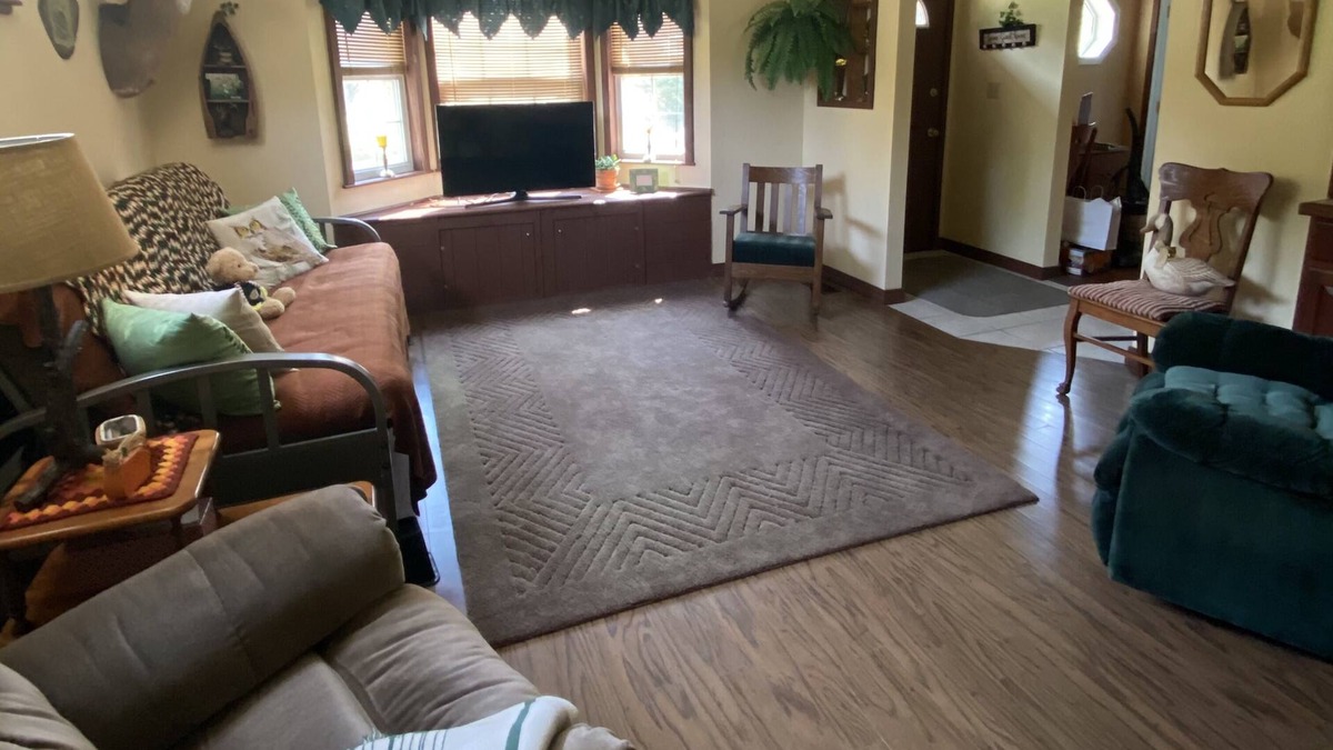 Sharpsburg Cottage | Country Cottage located along the Muskingum River