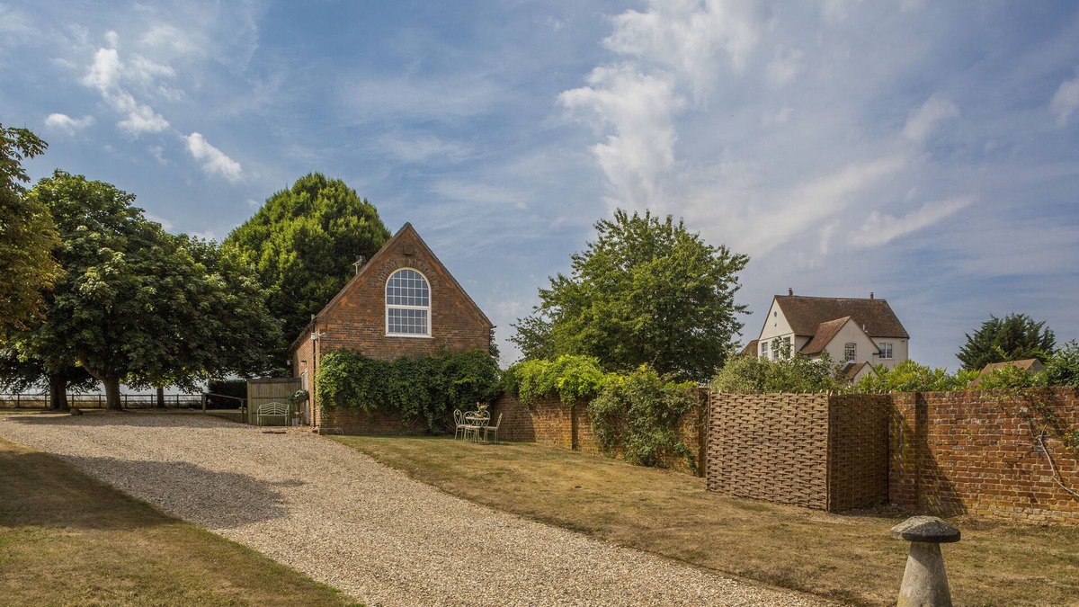 Yattendon Cottage | Country cottage with beautiful views