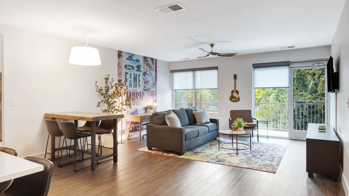 Donelson Apartment | Country Crooners 1 Bedroom Apartment