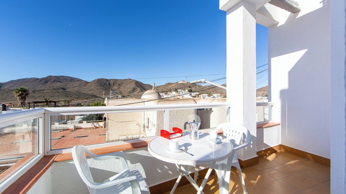 El Pozo de los Frailes House | Country House 'Luna' with Mountain View, Private Terrace and Wi-Fi