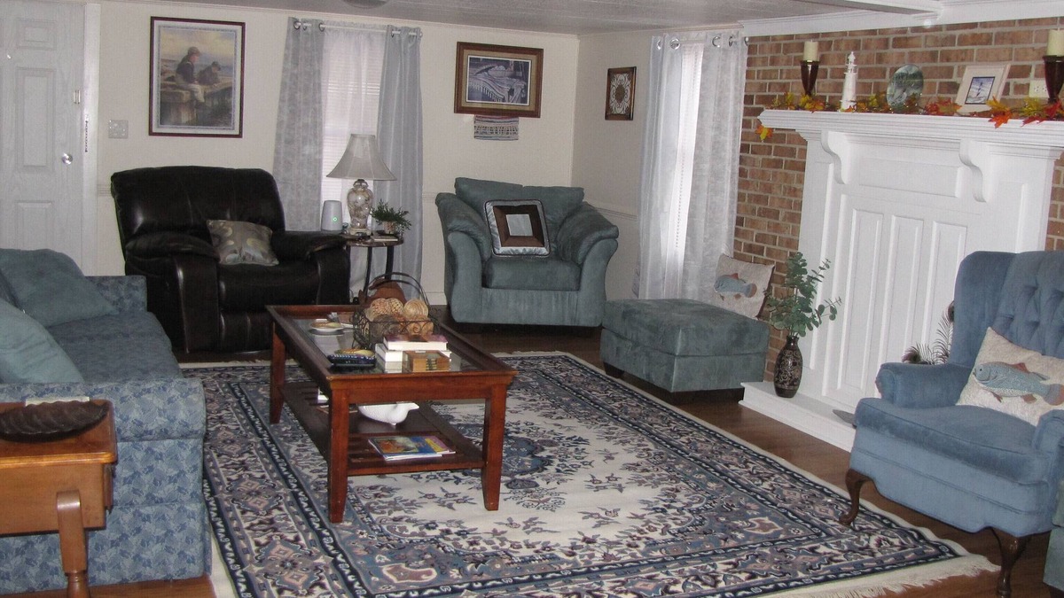 Whites House | "Country Farm House"