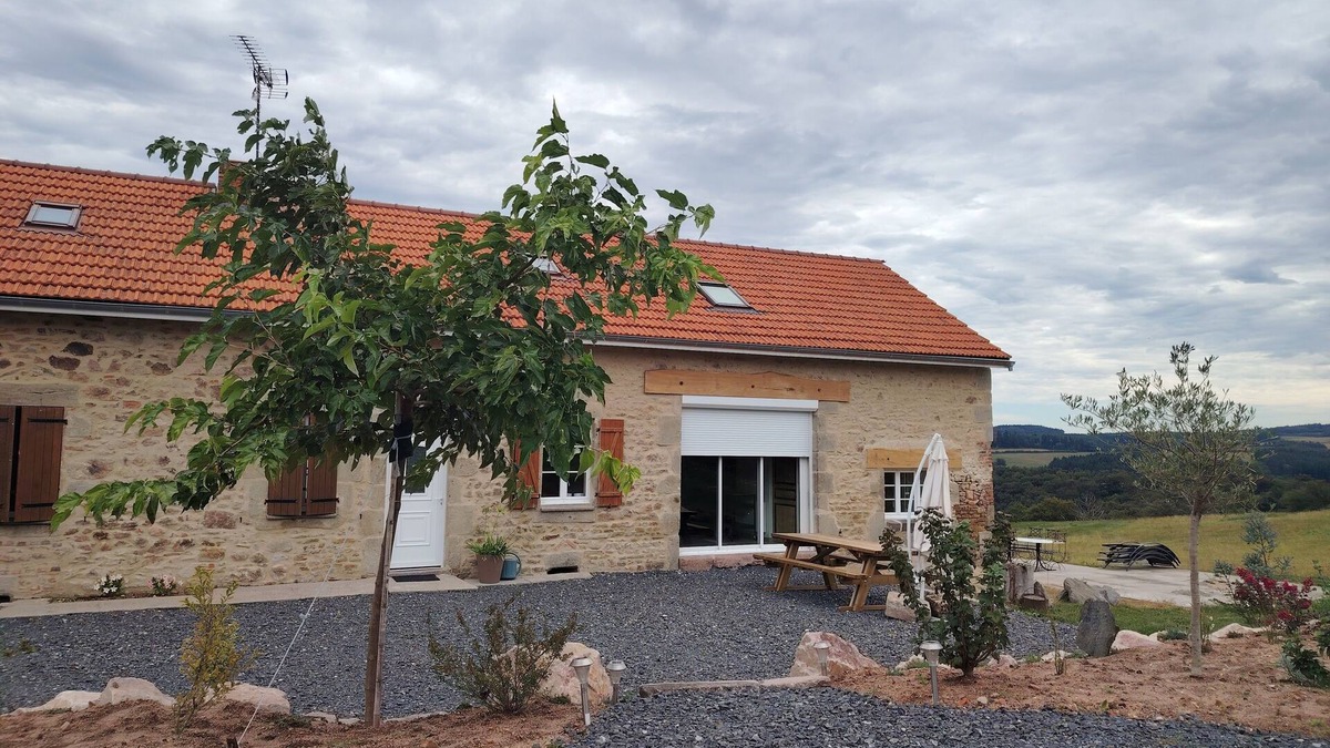 Barrais-Bussolles Cottage | Country farmhouse - Rated 4*