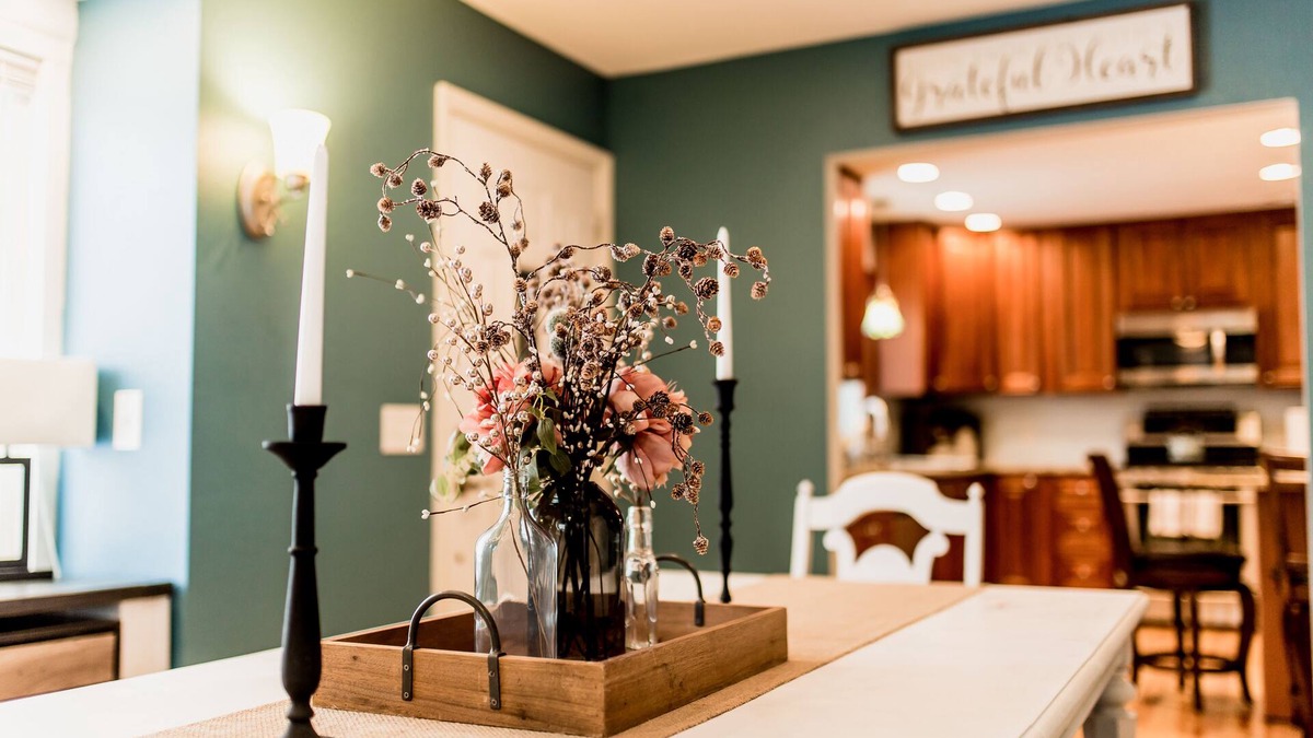 Holland House | Country Fields - Relaxing, Country Modern Home