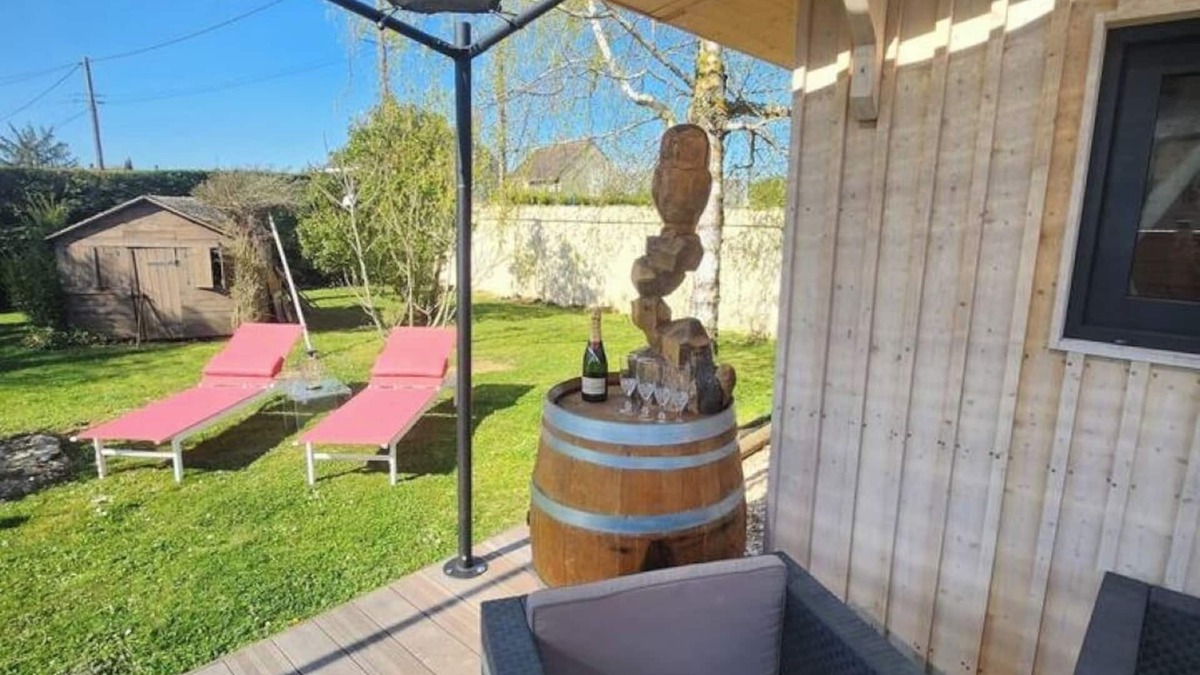 Collonges-les-Premieres Ski Chalet | Country cottage near Dijon