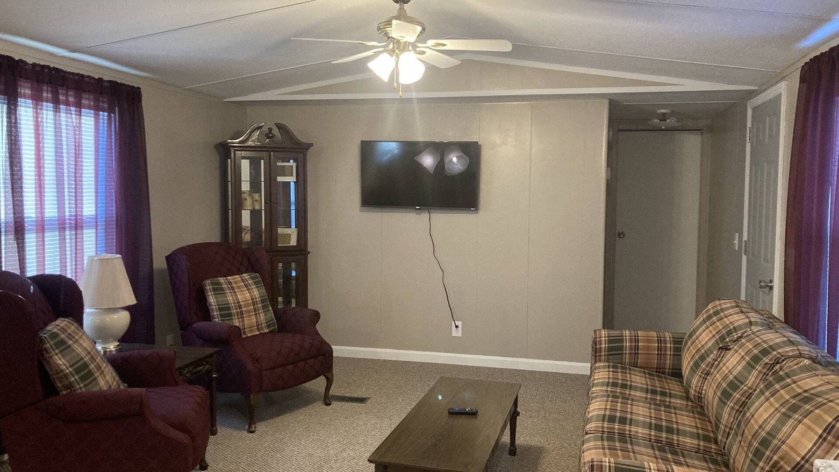 Flat Rock House | Country Gem - completely private home with large outdoor space.