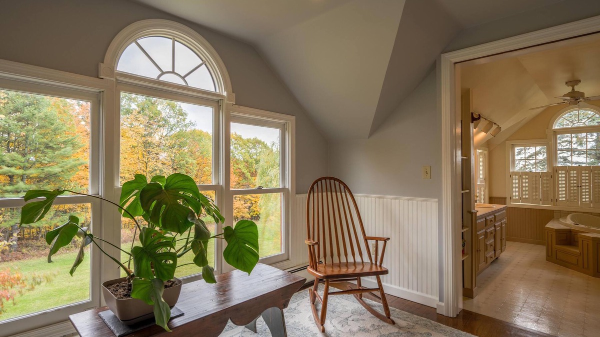 Shoreham House | Country getaway with gorgeous views, 15 minutes from Middlebury